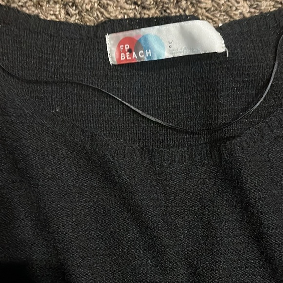 Free people beach size large swimsuit, coverup - Picture 2 of 4